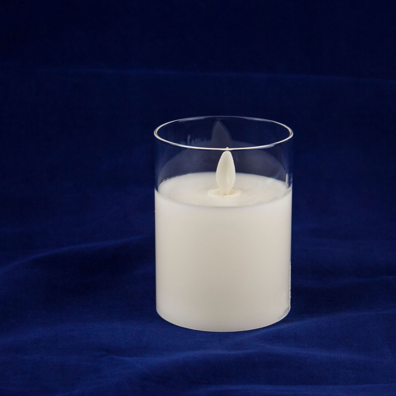 LED свеча с подвижным пламенем в стакане, белая, 7.5×10 см