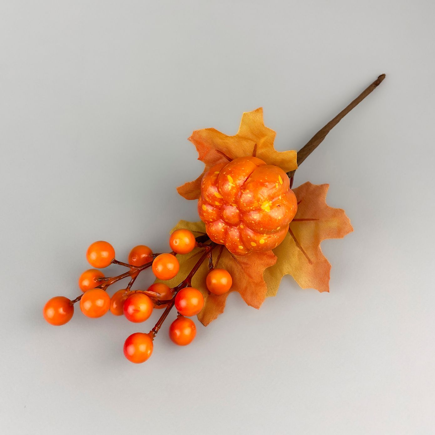 Декор "Осенняя веточка с тыквой, листьями и ягодами", 27 см