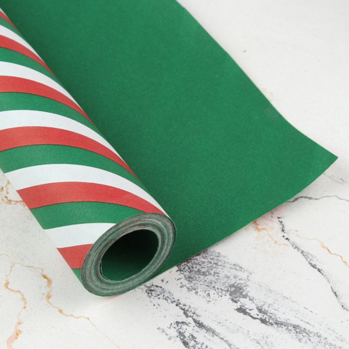 Крафт папір для подарунків "Зелений та новорічна смужка", 0.7×8 м