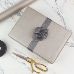 Сріблястий крафт-папір для подарунків, 0.7×8 м в рулоні