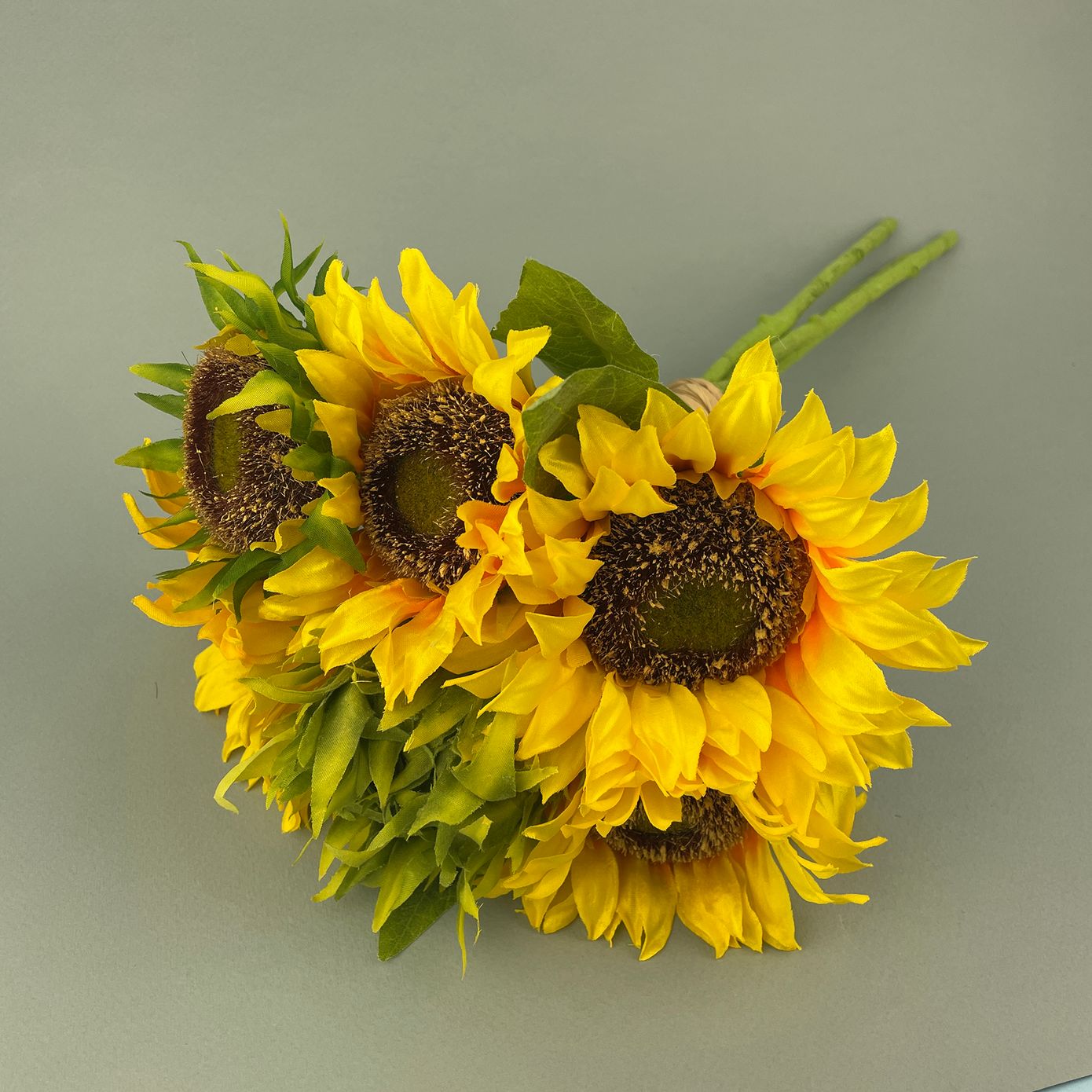 Букет подсолнечников искусственный, 26×38 см, 6 цветков