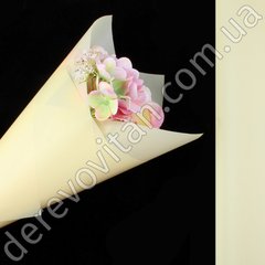 Калька для квітів в рулоні, кремова, 0.6×8 м, код 015