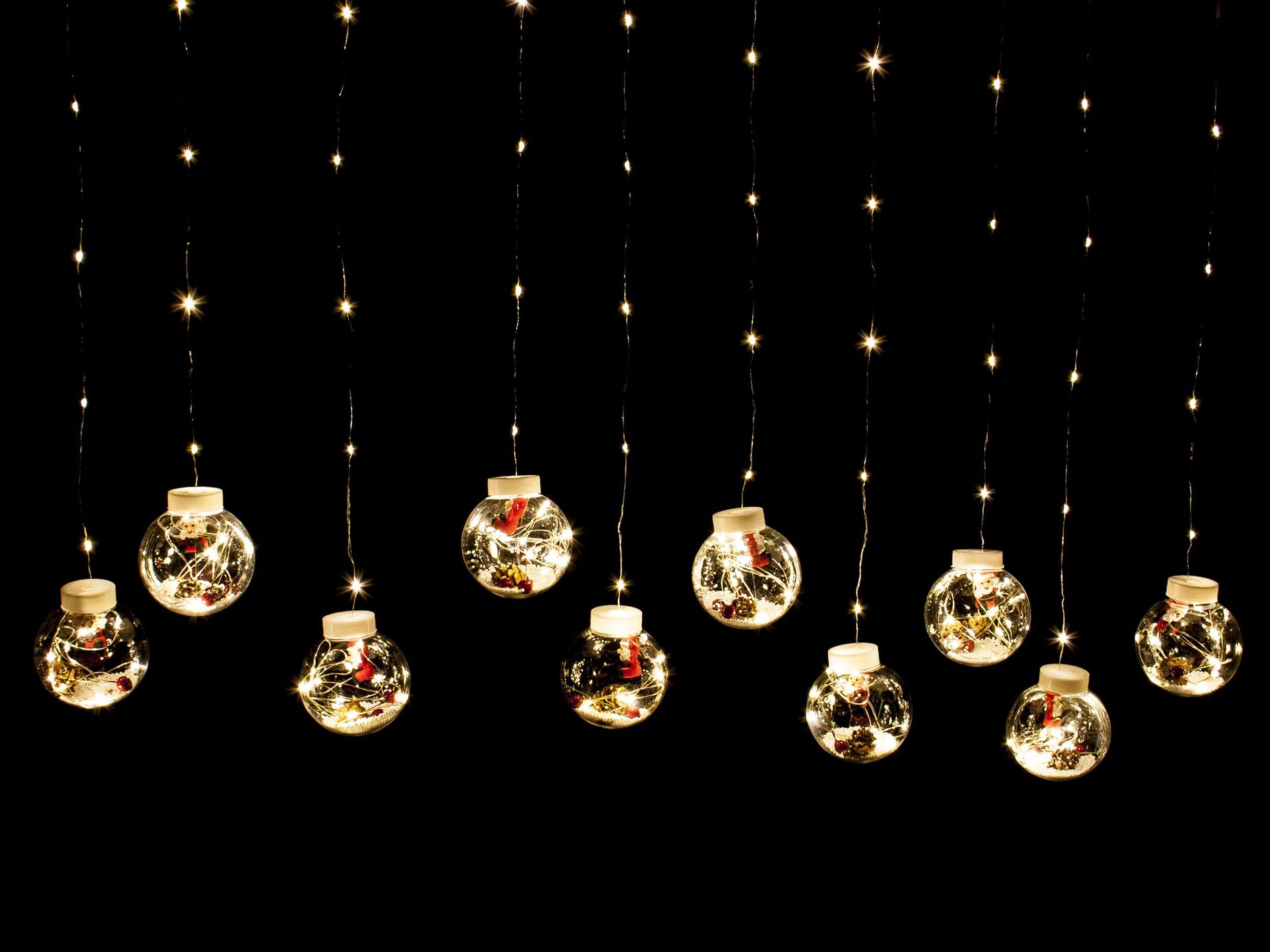 Новогодняя led-гирлянда штора "Сияющий Санта", 2.6 м, 10 шаров, теплый свет (от сети)