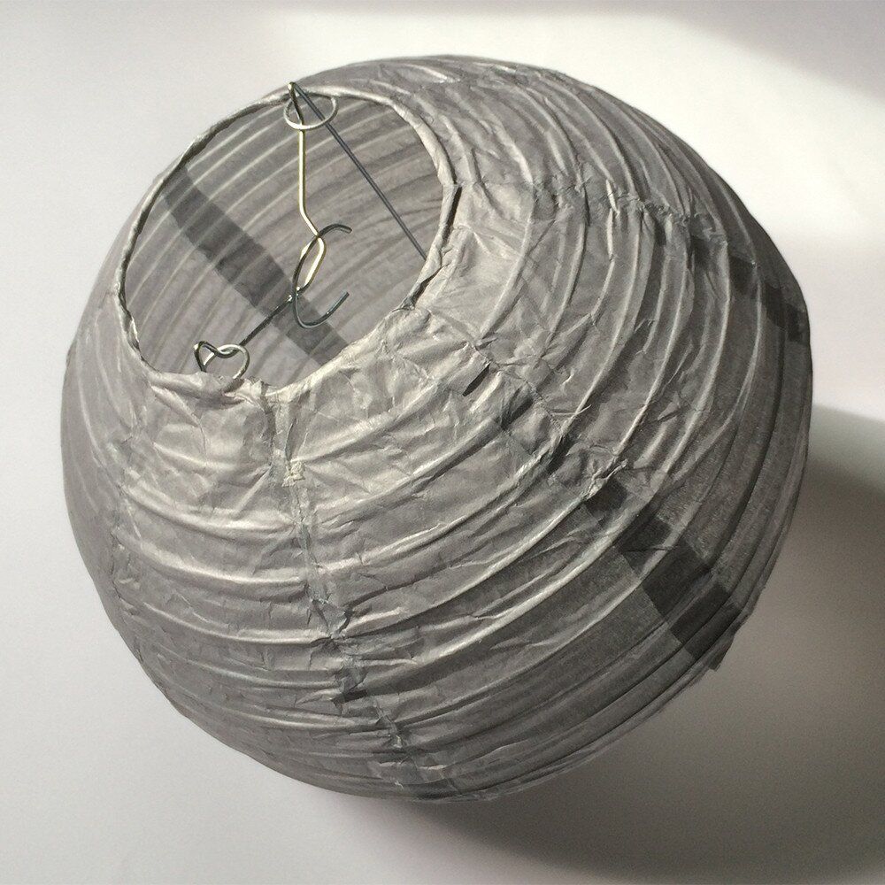 Бумажный подвесной фонарик, серый, 20 см