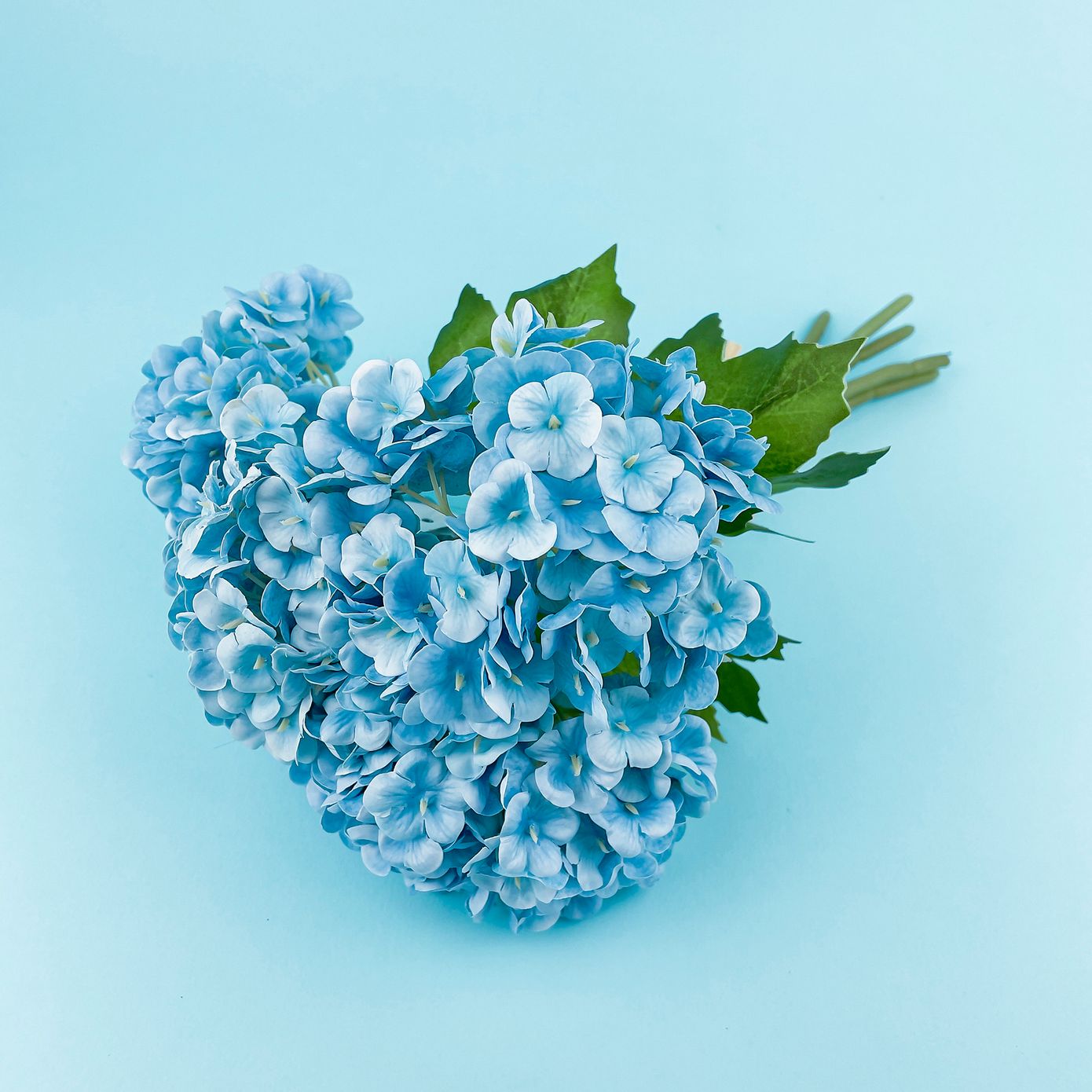 Букет искусственной голубой гортензии, 5 веточек, 20×25 см