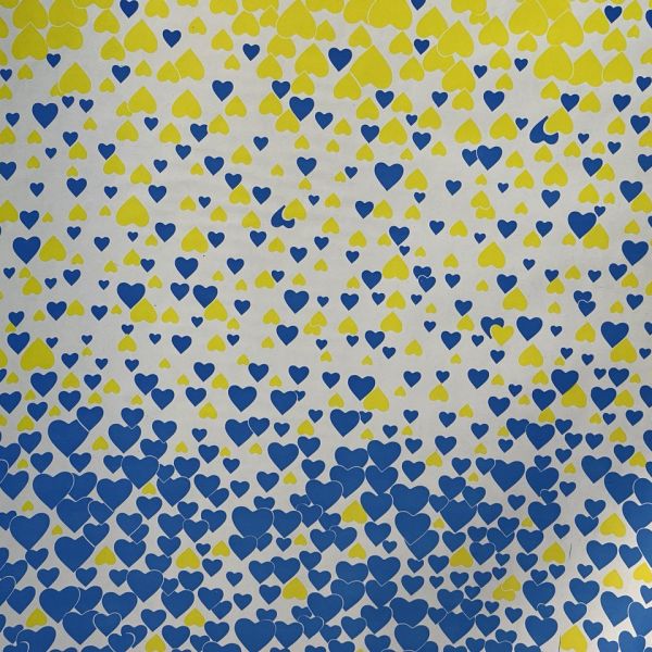 Крафт папір для подарунків "Жовто-блакитні серця", 0.7×8 м